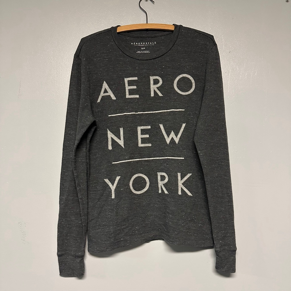 Men’s Aeropostale Gray Long Sleeve waffle knit shirt size Small White logo Y2K